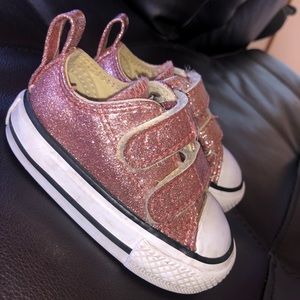 Converse infant shoes